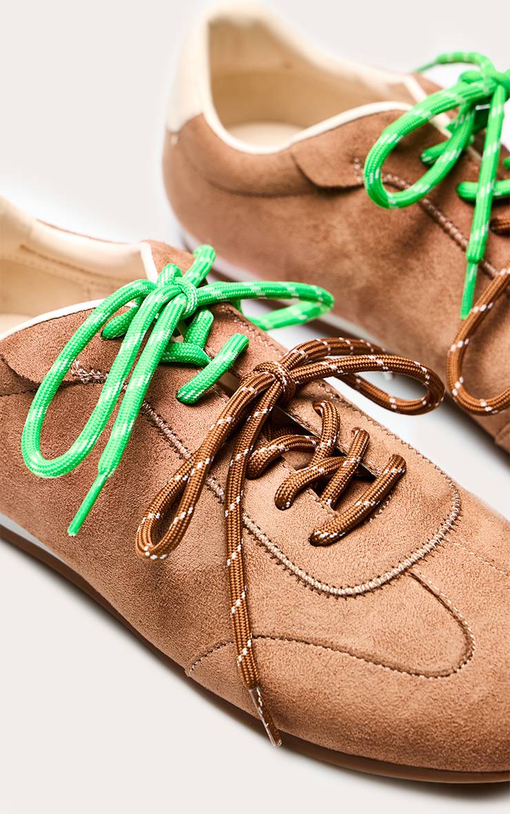 Camel Baskets À Lacets Contrastés En Synthétique