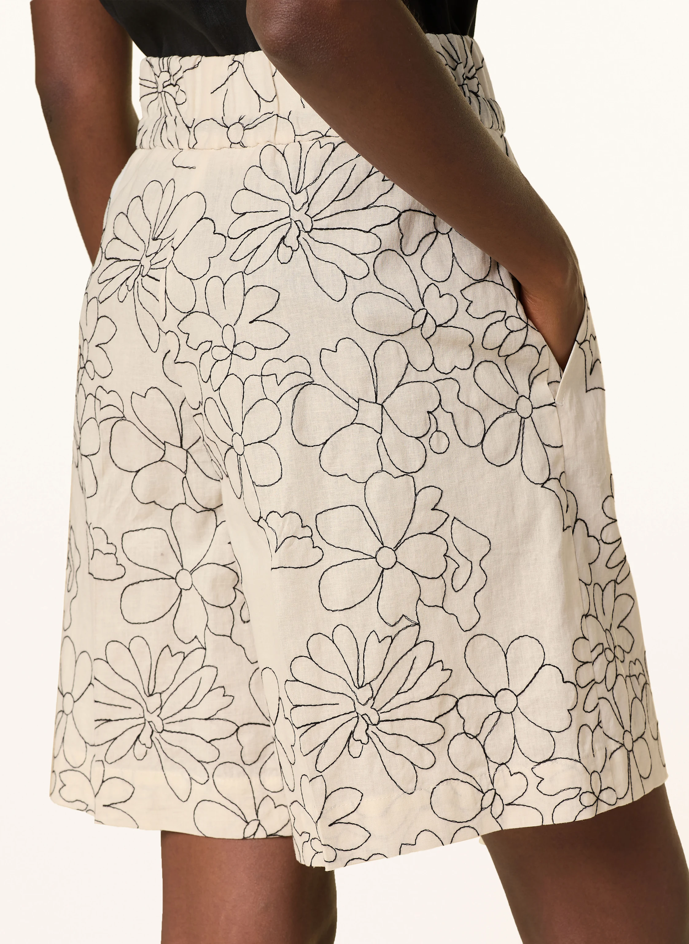 BOGNER Shorts CINZIA mit Leinen