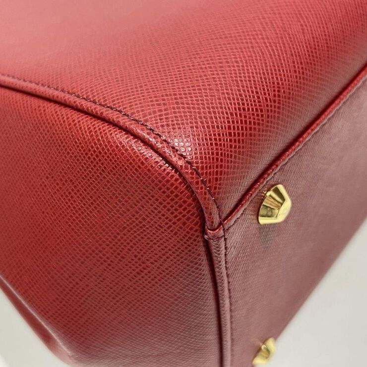 Burberry Vintage Burberry Handbag Red