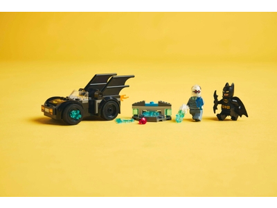 LEGO Batman™ en Batmobile™ vs. Mr. Freeze™ (76301)