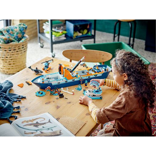 LEGO City Polarudforskningsskib - 60368