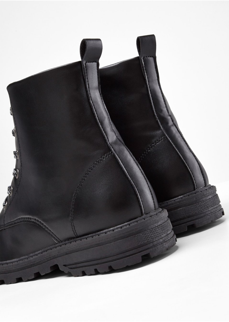 Boots à lacets