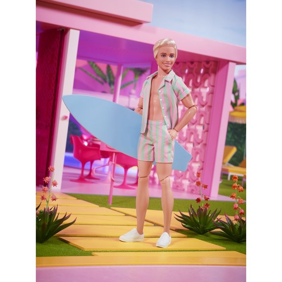 Barbie Le Film : poupée Ken avec ensemble de plage rayé