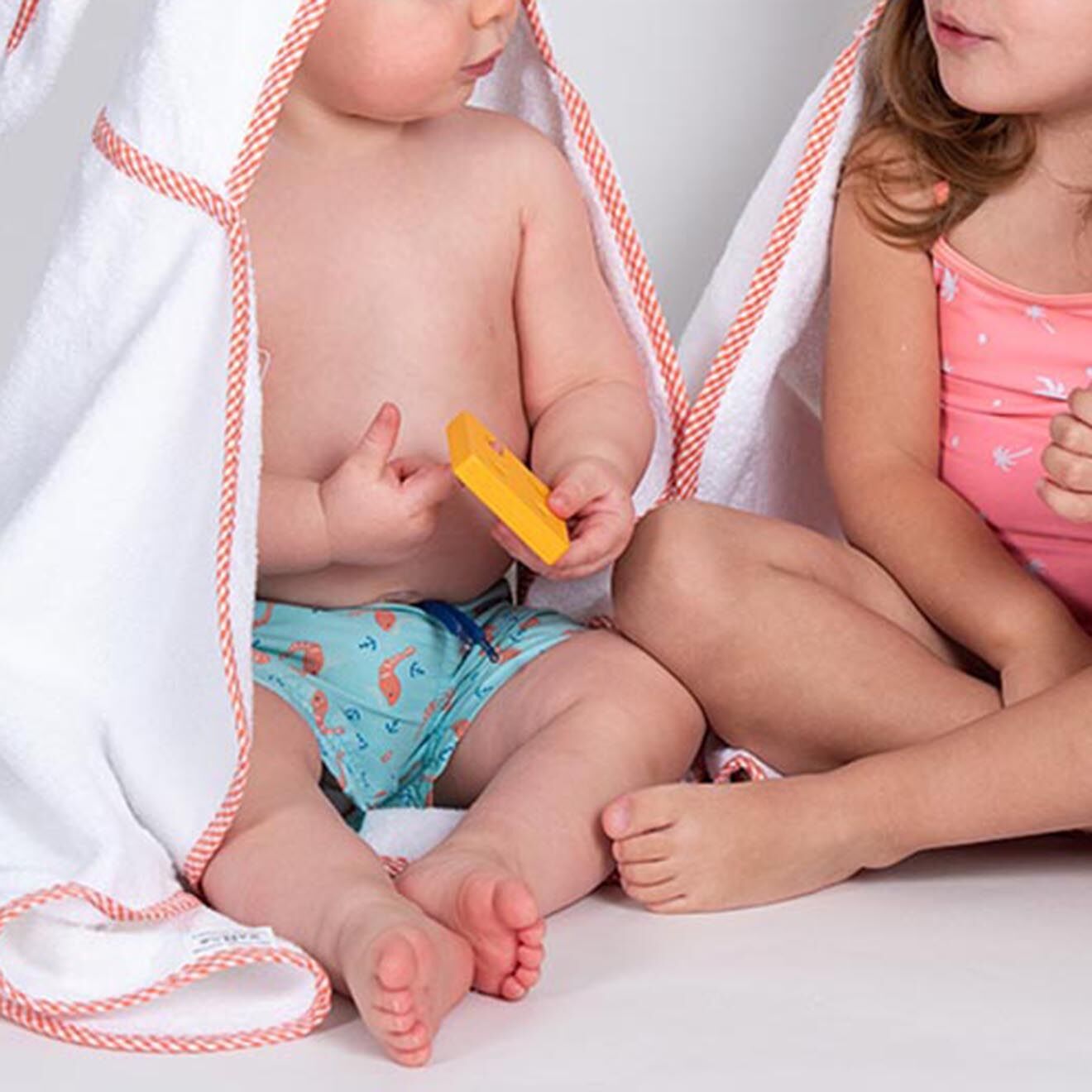 Papate Cape de Bain en Coton Bio Alaska blanc/vichy - 100x75 cm