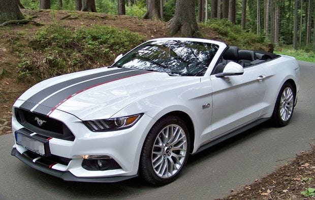 1 Tag Mustang GT Cabrio fahren in Berlin