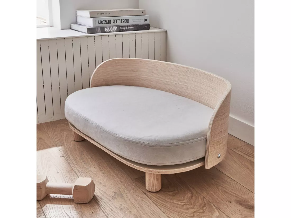 Panier gris clair pour chien et chat. lit pour animaux en bois