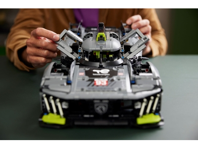 LEGO PEUGEOT 9X8 24H Le Mans Hybrid Hypercar (42156)