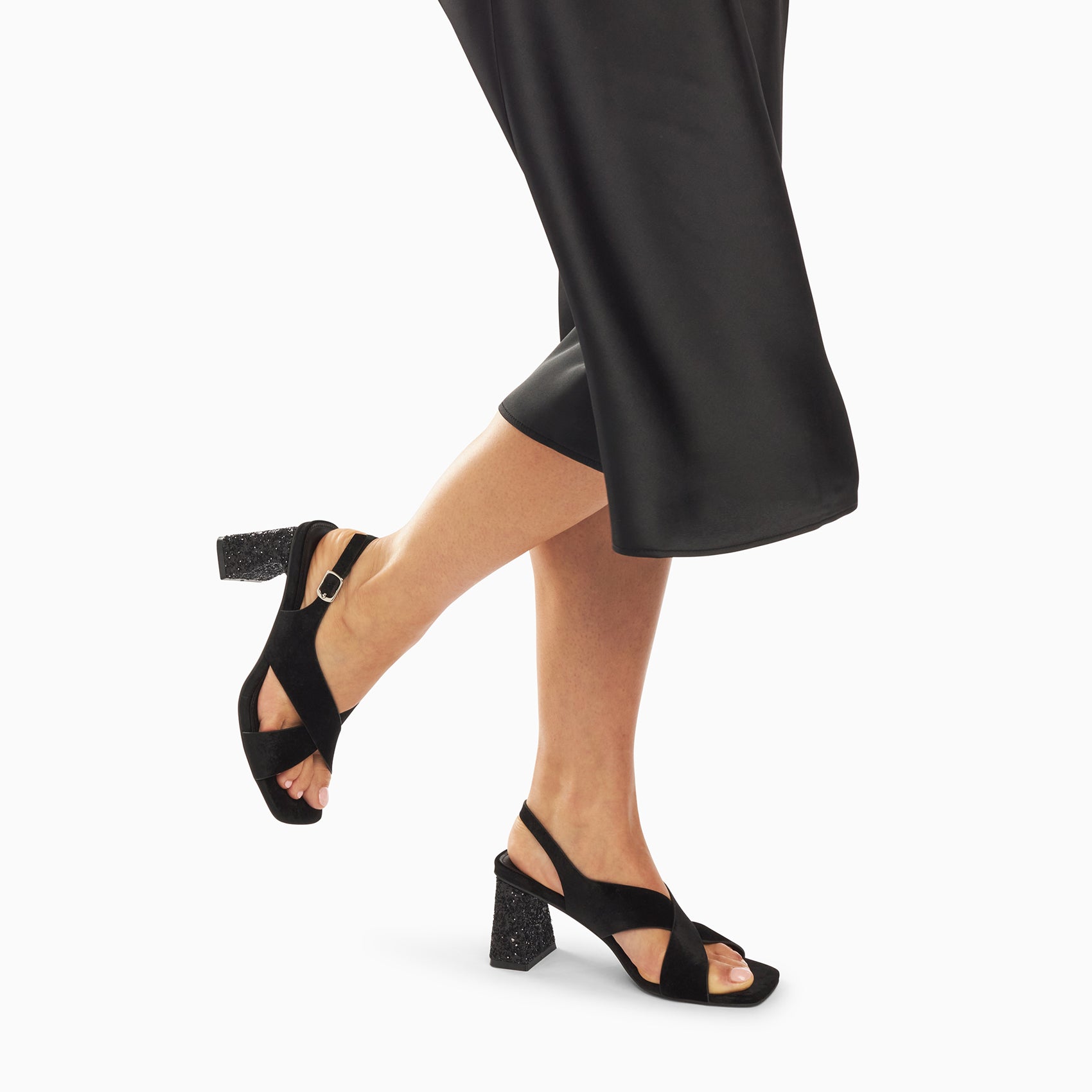 Sandales à talon, Compensées-Sandales Milan noires à brides croisées et talon noir pailleté