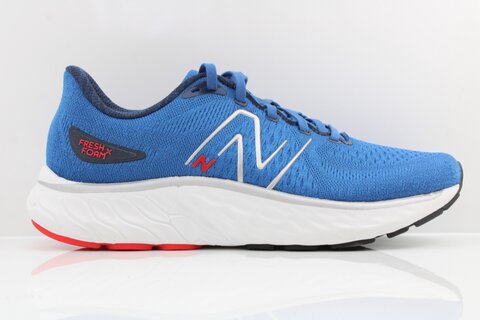 New Balance EVOZ V3