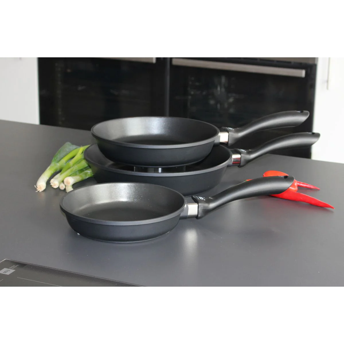 Set de 3 poêles à frire 24 cm 28 cm et 32 cm en fonte d'aluminium Aluc
