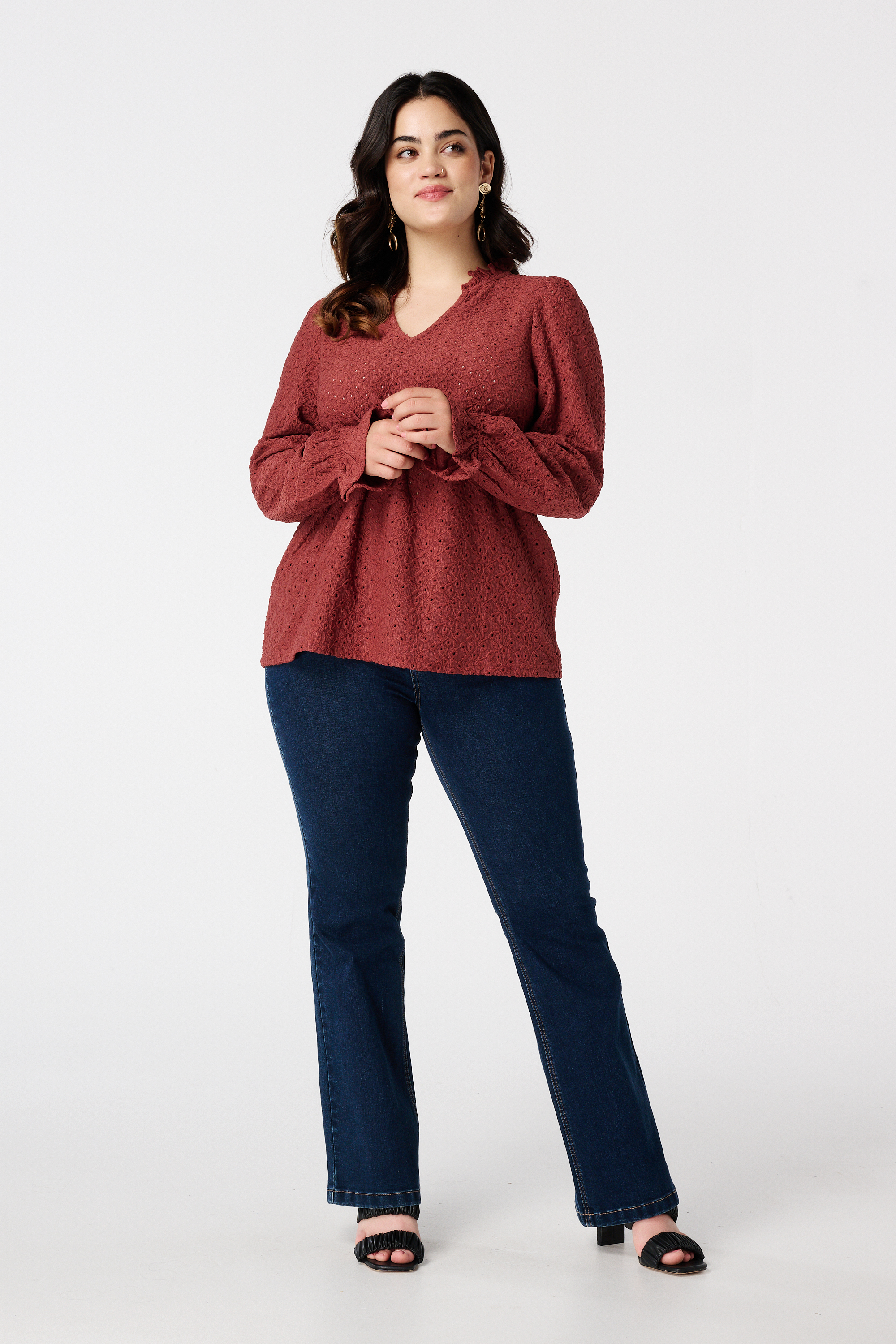 Top met broderie stone red