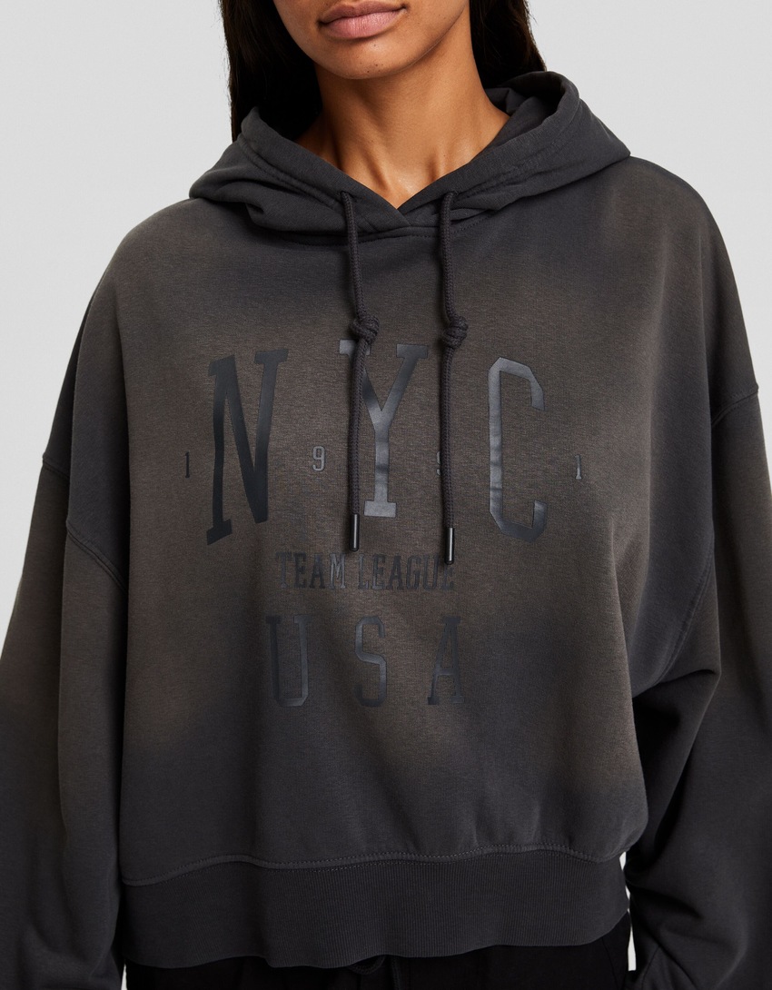 Moletom oversized com efeito desbotado e slogan