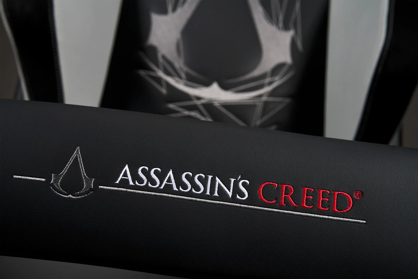 Apollon Collector / Assassin'S Creed Black seat + grey/red