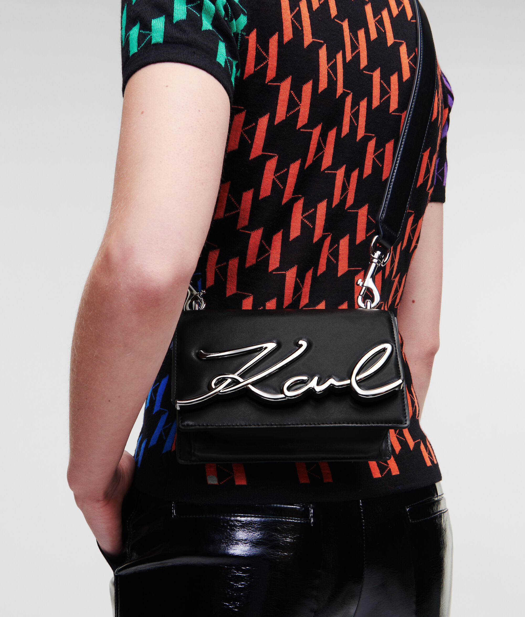 PETIT SAC PORTÉ ÉPAULE K/SIGNATURE 