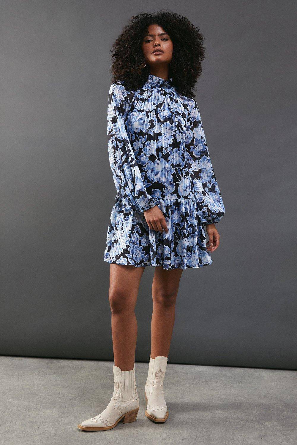 Warehouse Robe Mini à Col Montant et Dos Noué Motif Rayures Ombrées