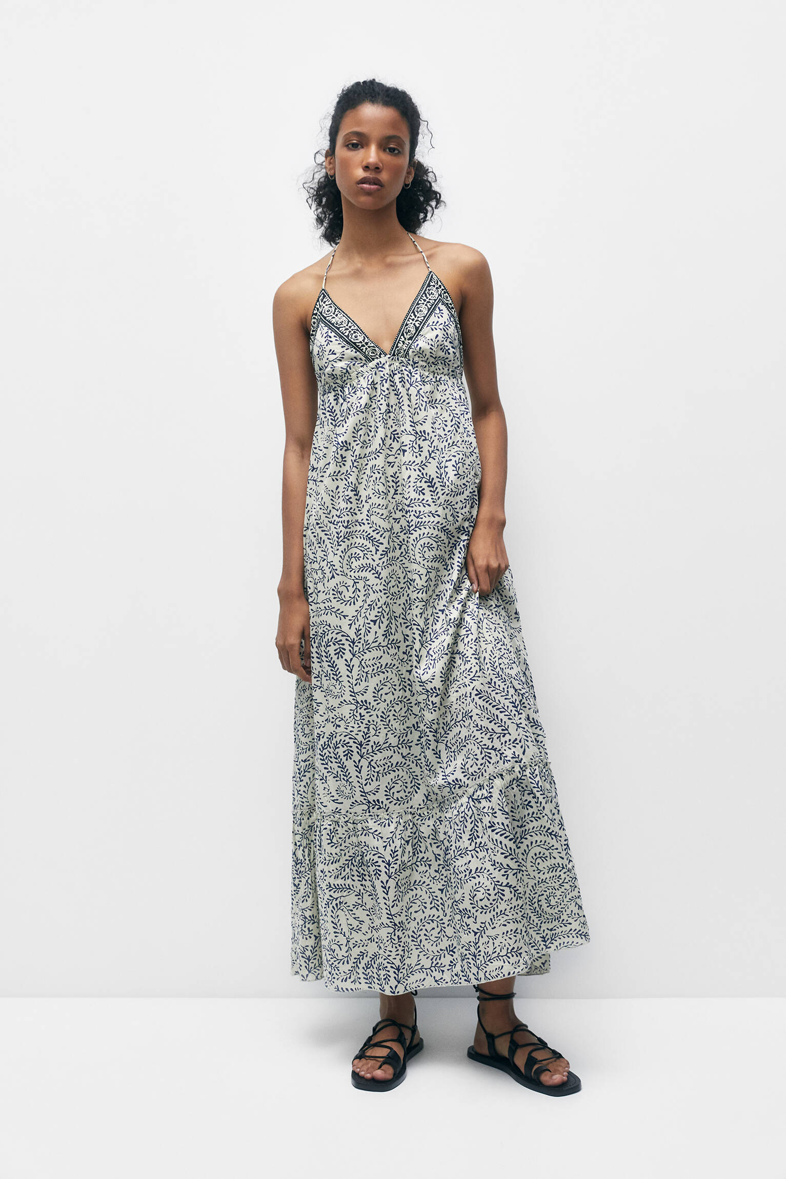 VESTIDO LONGO ESTAMPADO COM DETALHE NAS COSTAS - ICE