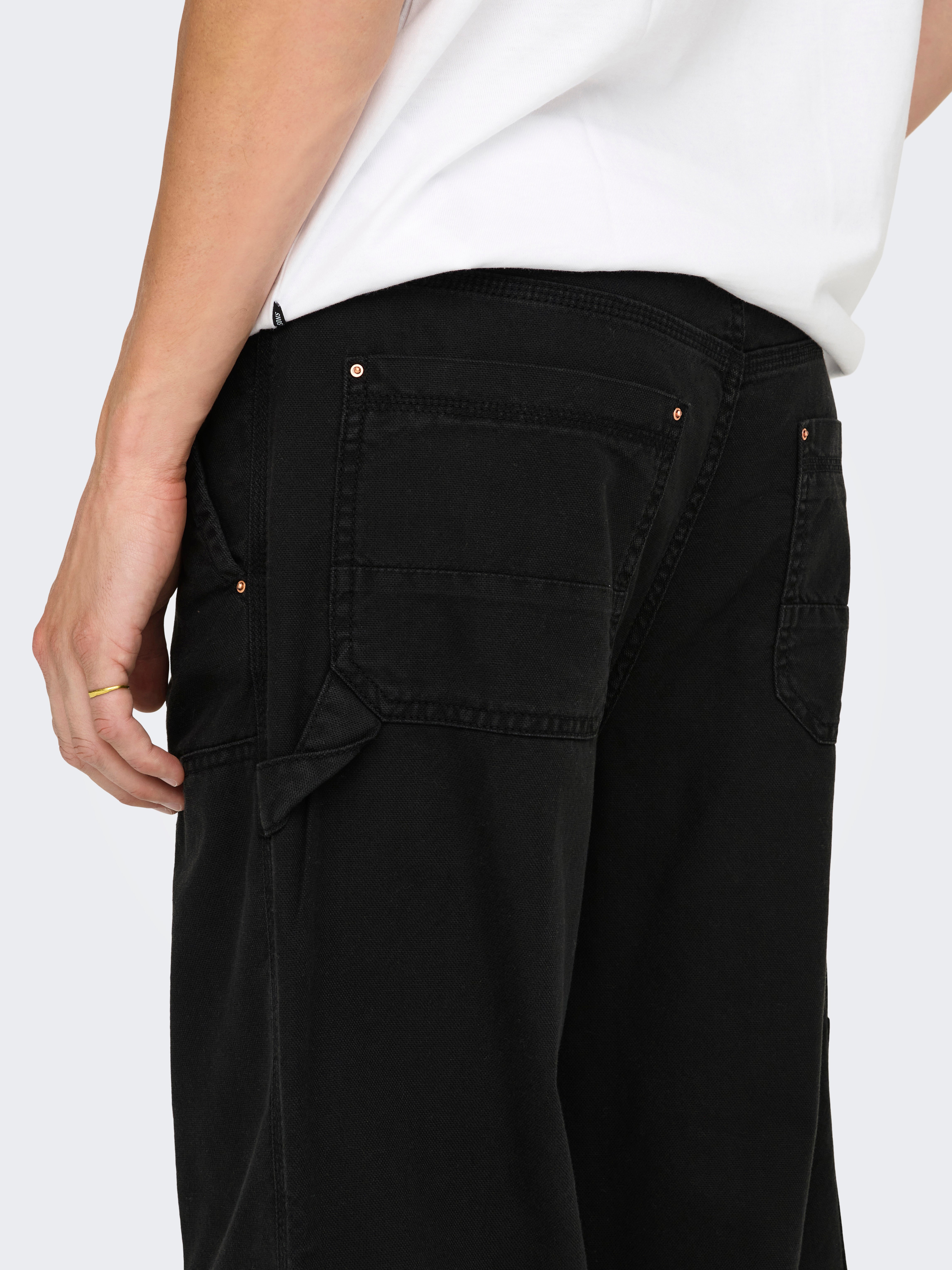 ONSFADE Locker geschnitten Hose mit weitem Beinschnitt Black