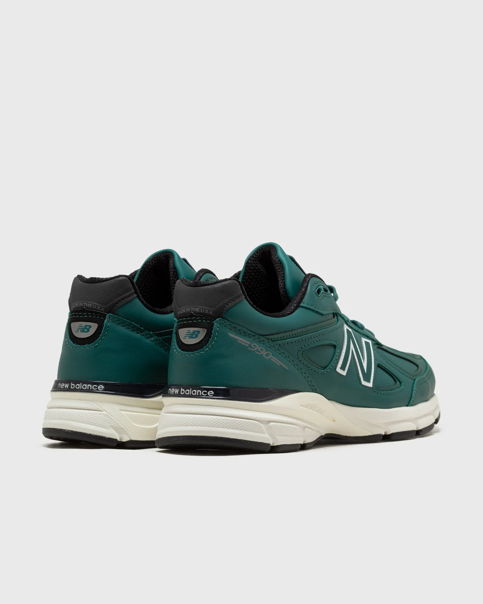 New Balance 990