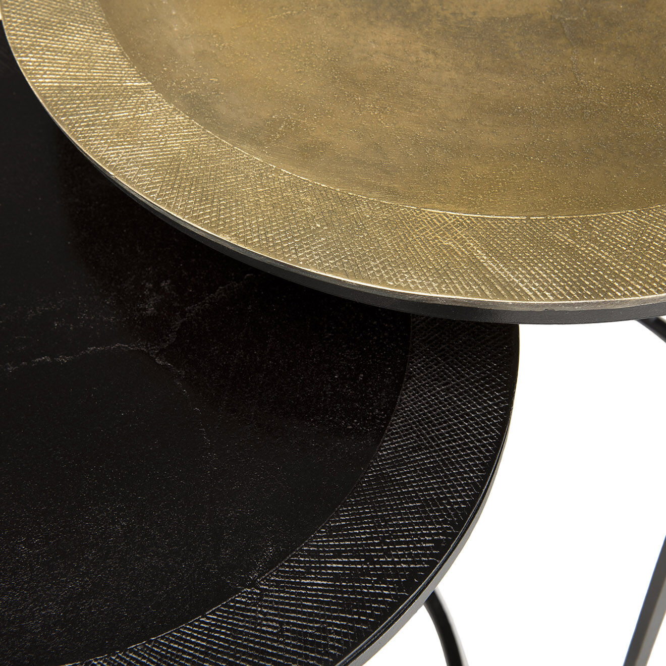 Macabane 2 Tables d'appoint gigognes rondes Jonas doré/noir - D.48.5xH.52 cm