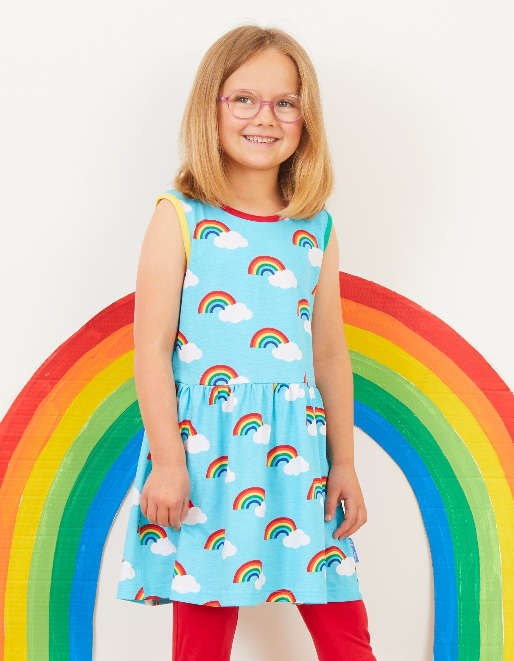 Toby Tiger Kleid mit Regenbogen Print