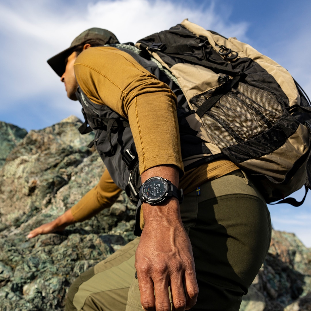 Garmin Instinct Crossover AMOLED Tactical Edition