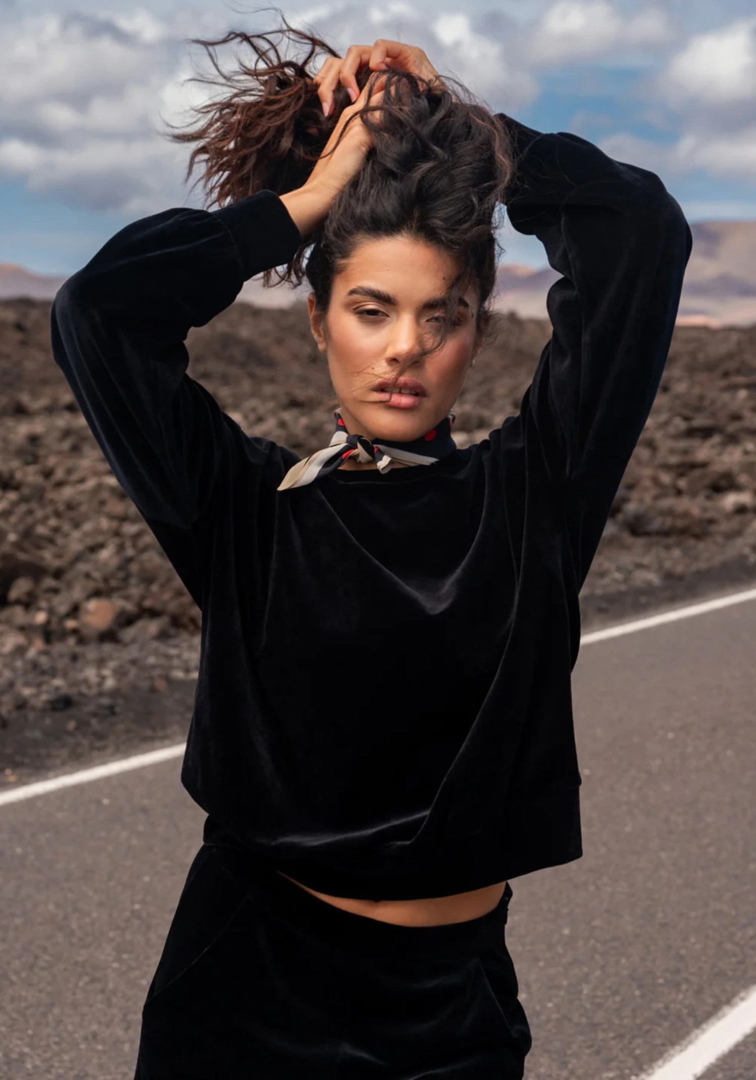 Komana Pullover Sunday Jumper Velvet Black