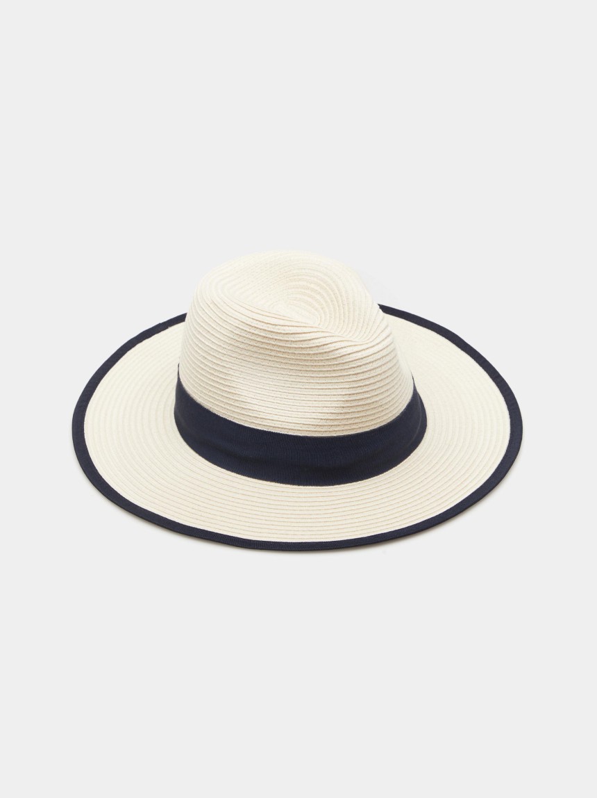 Chapéu bicolor com efeito de palha