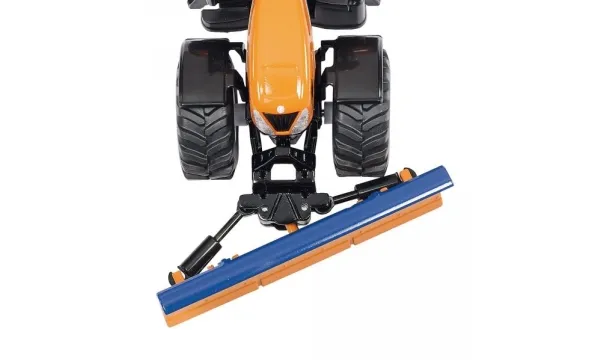 Siku 1:50 Tractor With Plough And Salt Spreader