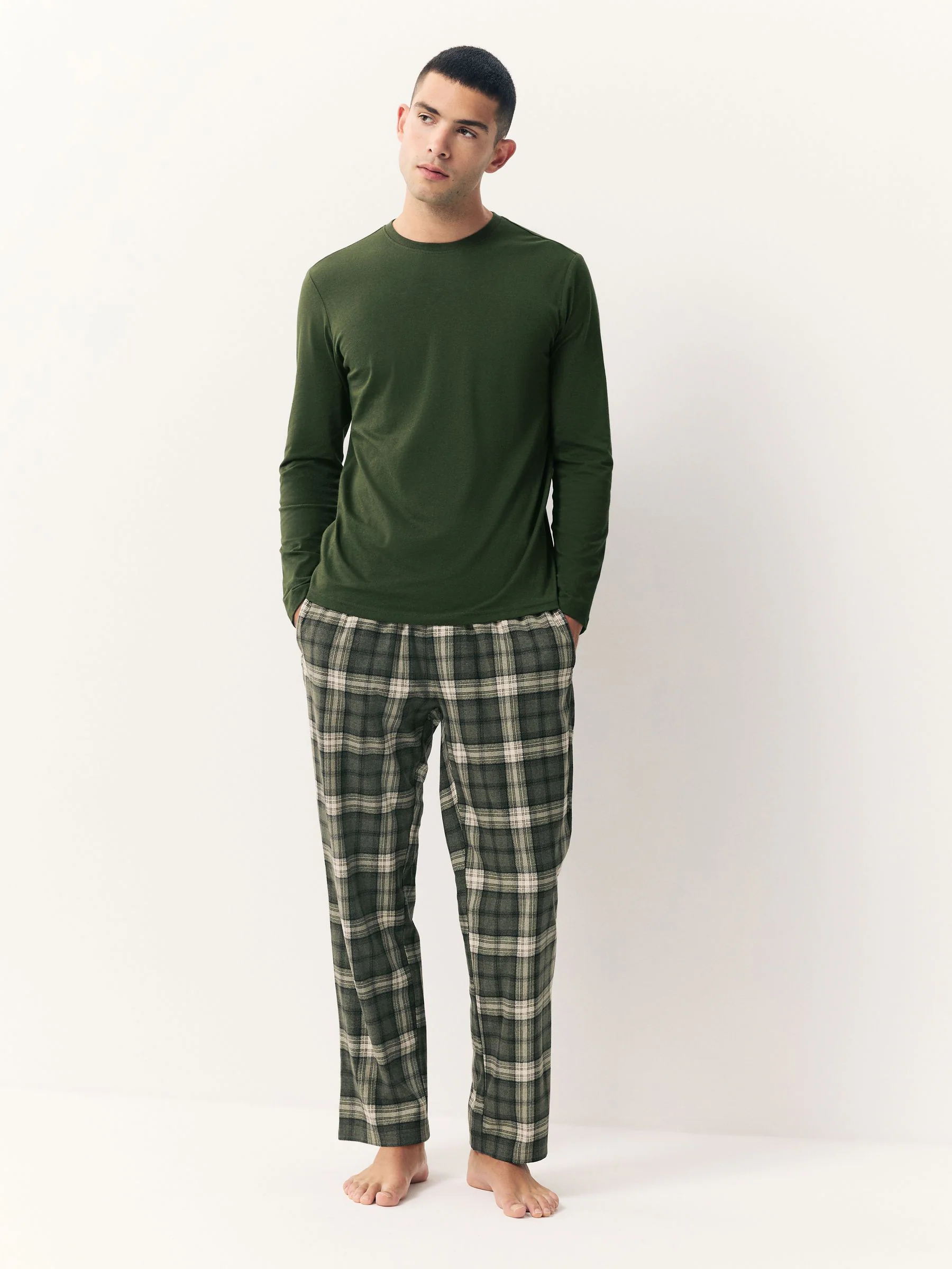 Kakigroen - Motionflex - Behaaglijke pyjama met lange mouwen