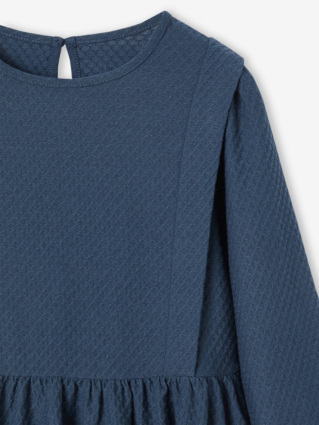 Vestido cor avelã com tecido texturizado e mangas compridas para meninas