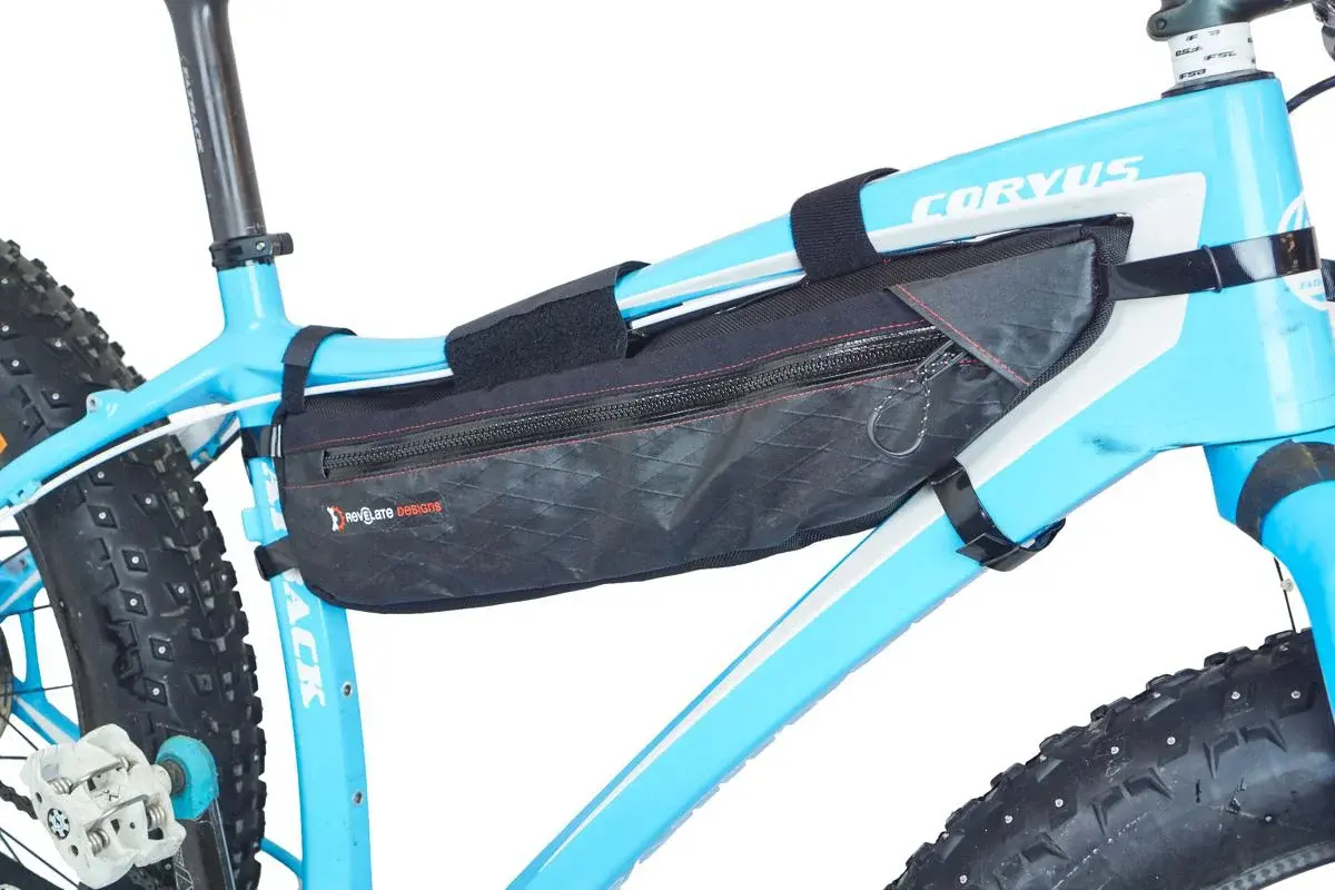 Revelate Designs Tangle EcoPac Frametas M 4.0L Zwart