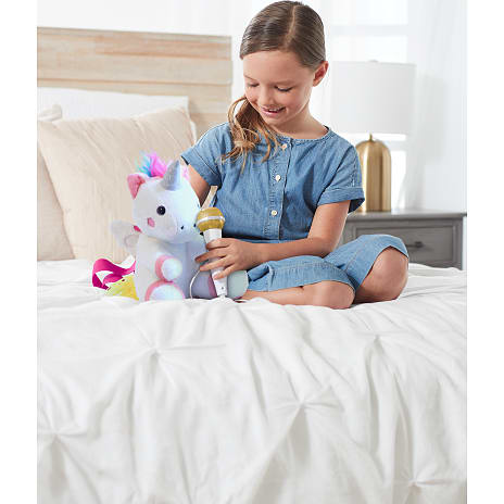 Singing Machine Plush Sing Along Crew Uniqueen
