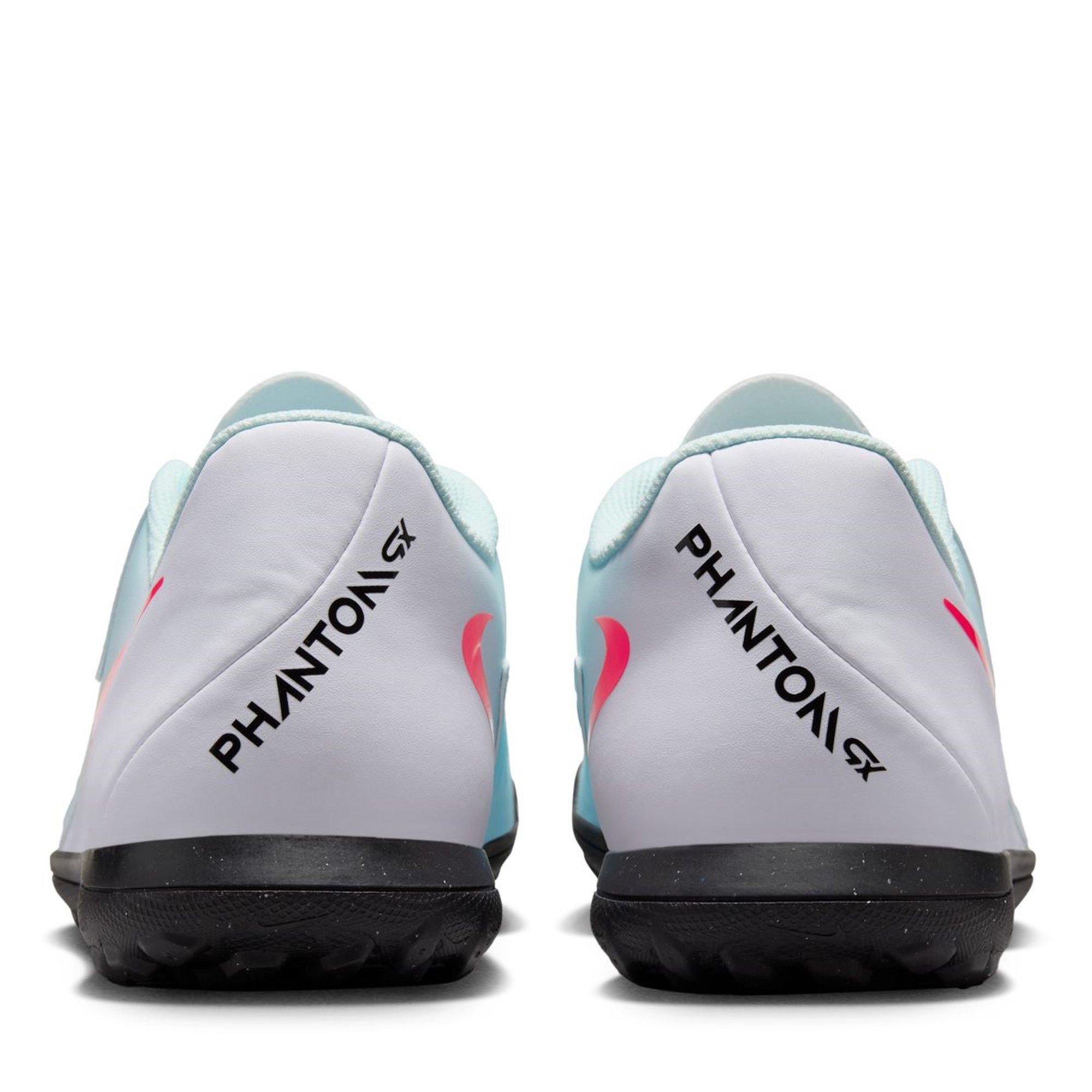 Nike Phantom GX II Club Astro Turf Football Boots