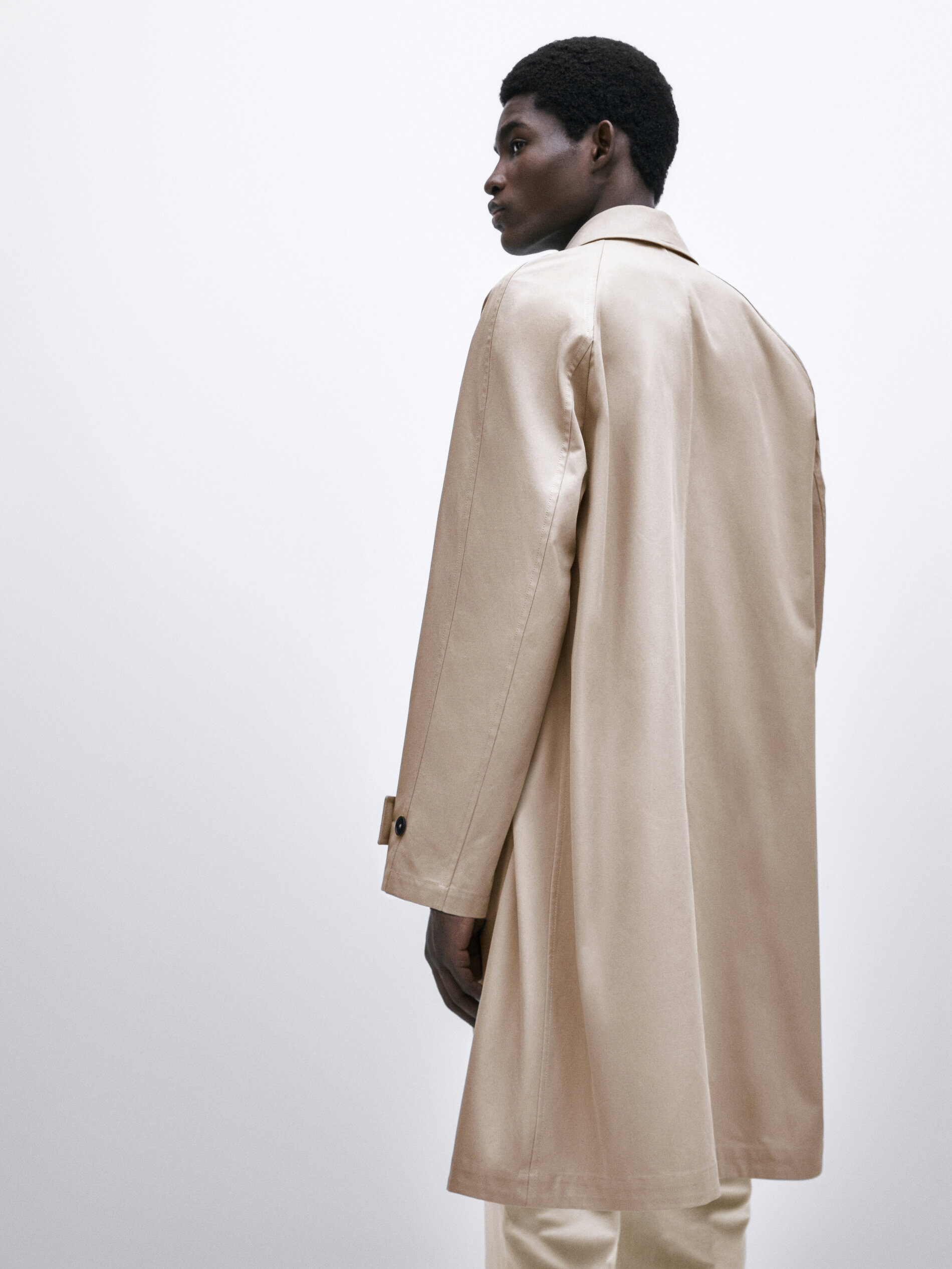 Trench coat volumoso em algodão - Studio - ARENA