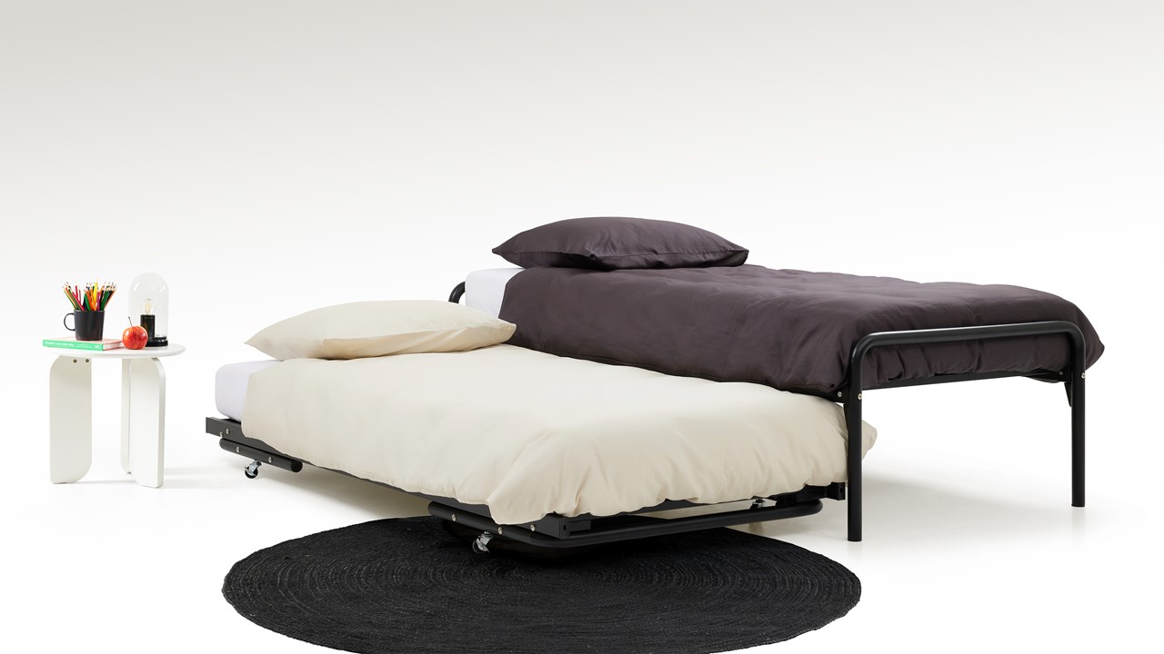 Bed met onderschuifbed Doppia zwart