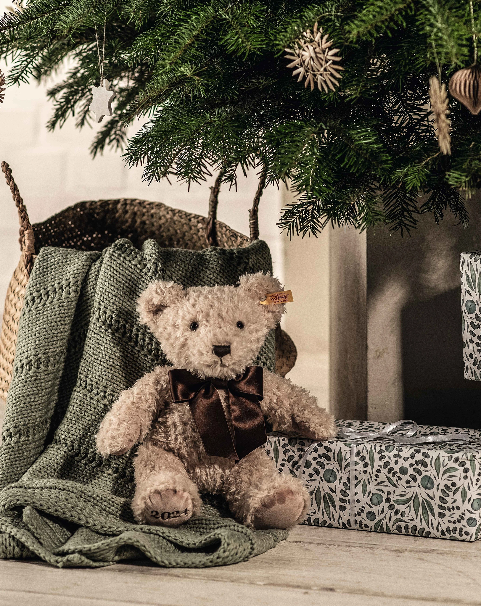 Teddybär COSY - JAHRESBÄR 2024 (34cm) in beige