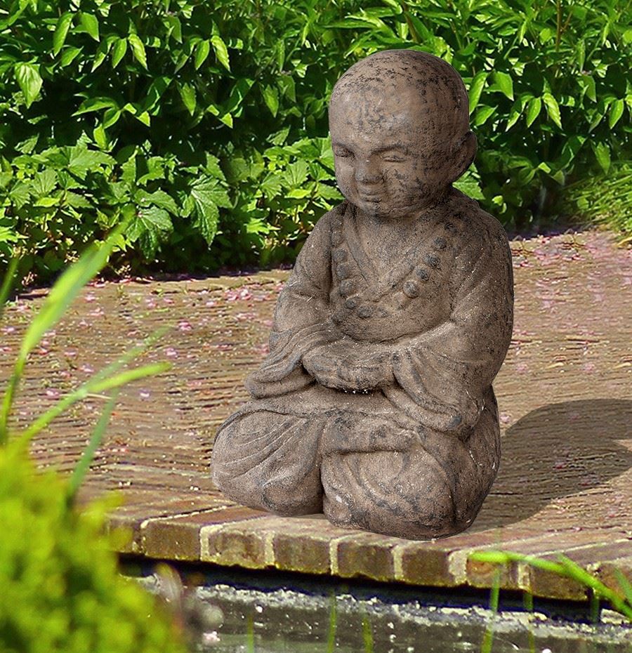 Betender Shaolin Mönch aus Beton 42cm
