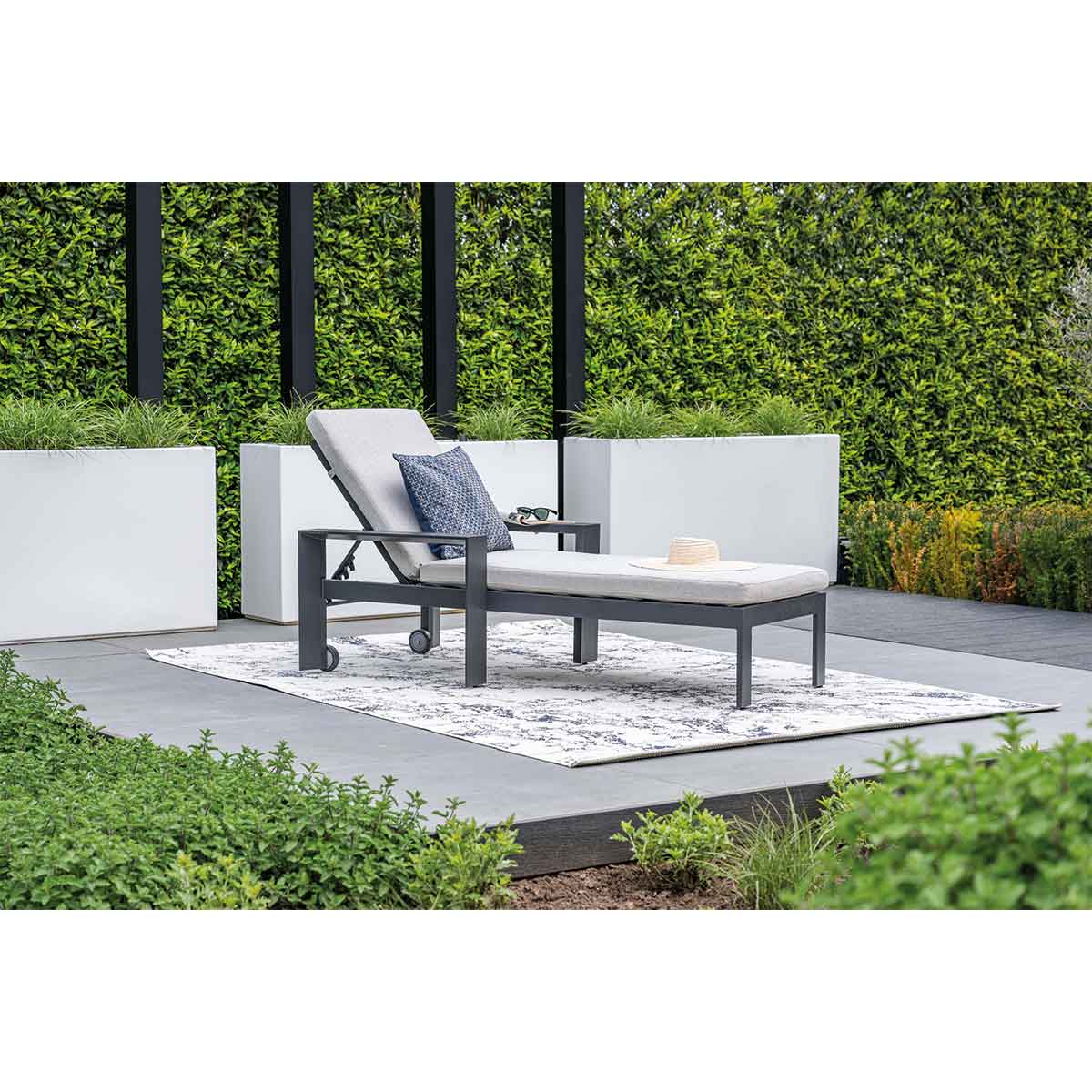 Garden impressions levanto ligbed - carbon black