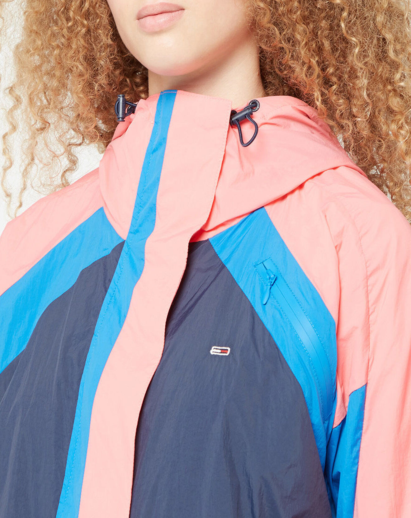 Tommy Jeans Veste coupe-vent déperlante Colorblock bleu/rose