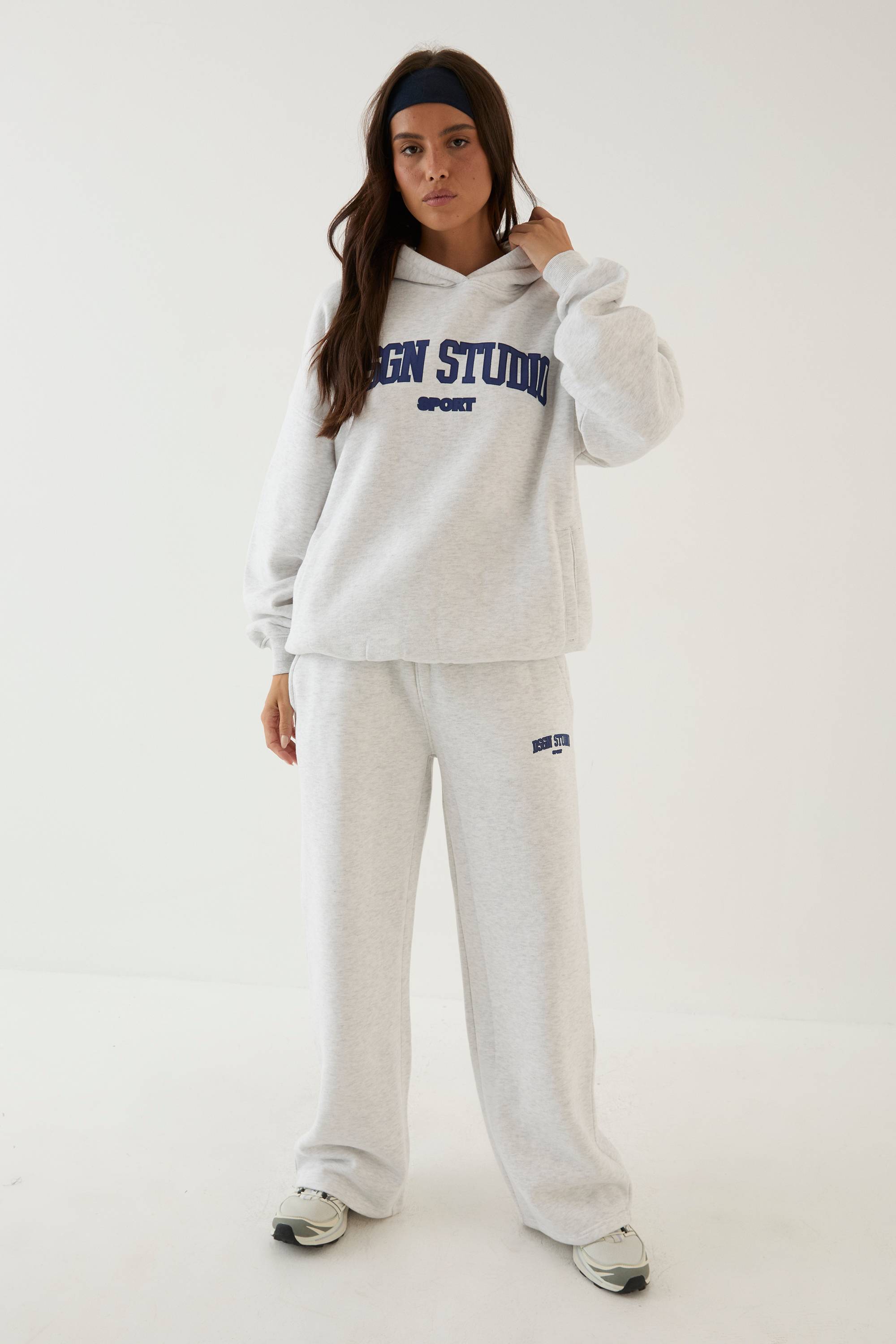 Ensemble De Survêtement À Casynthétiqueche Oversize Dsgn Studio