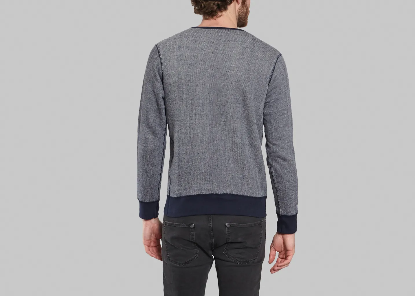 Sweat Une Femme Dans Chaque Port Sacrebleu