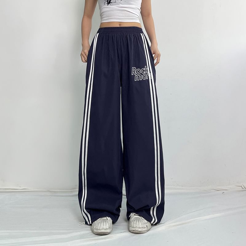 BrickBlack - Elastische taille, gestreepte, met letters bedrukte, wijde trainingsbroek