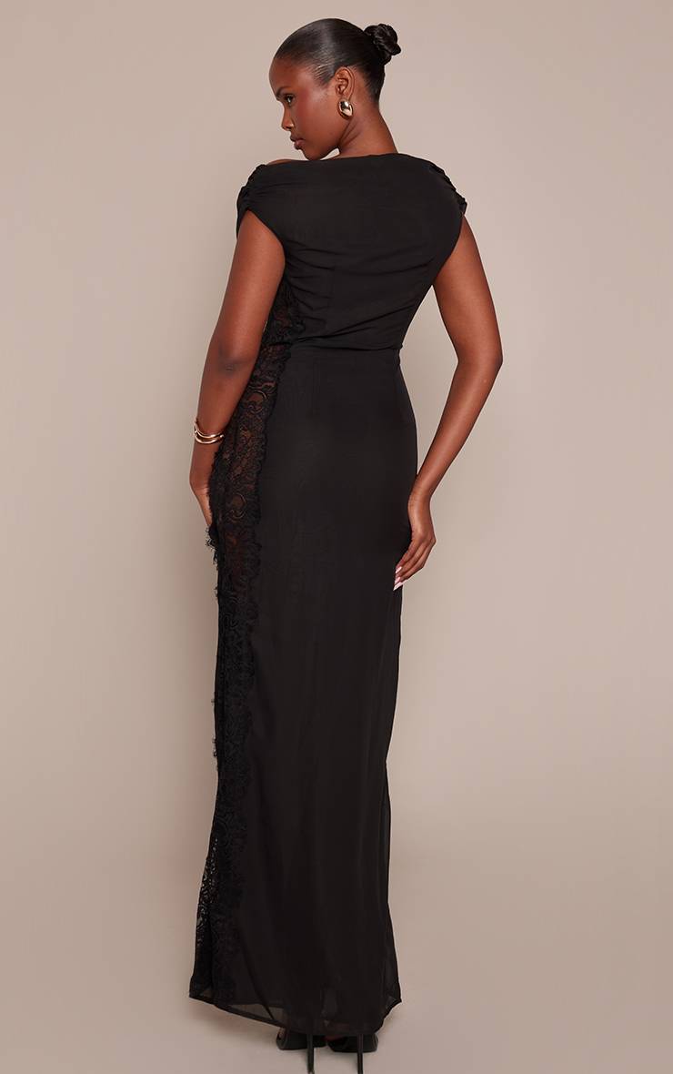 Noir Robe Longue Chartreuse Tissée Avec Détails En Dentelle Sur Les Côtés