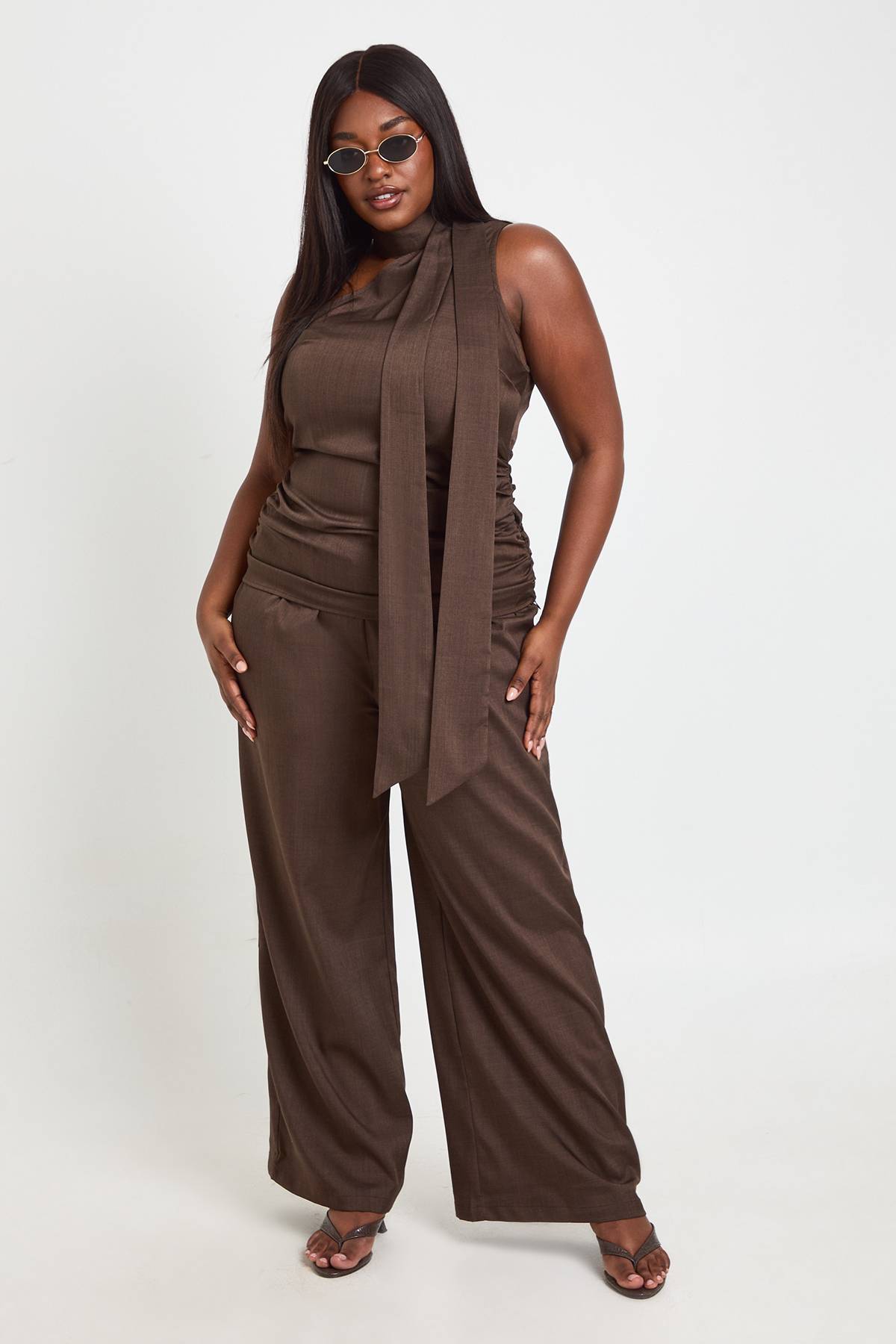 boohoo Ensemble Coordonné Grande Taille Top Cache-cœur En Crêpe Et Pantalon Large