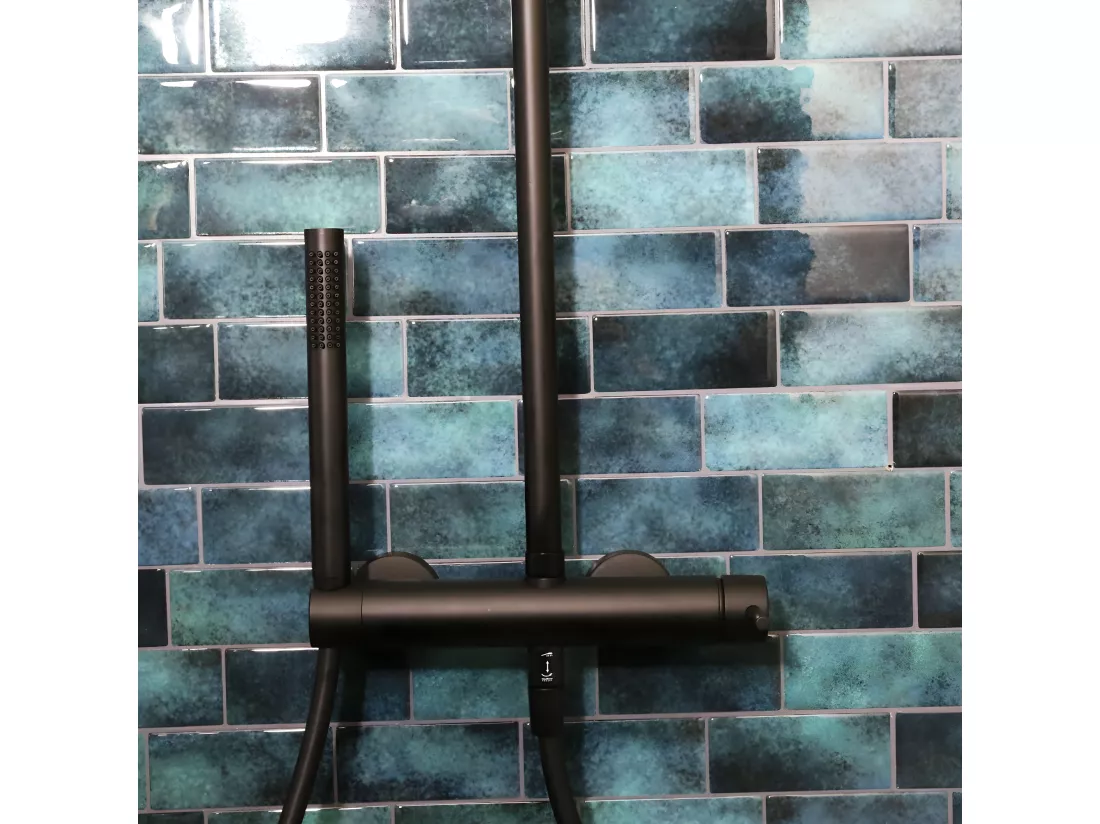 Luisa colonne de douche mécanique noire 250 - Essebagno