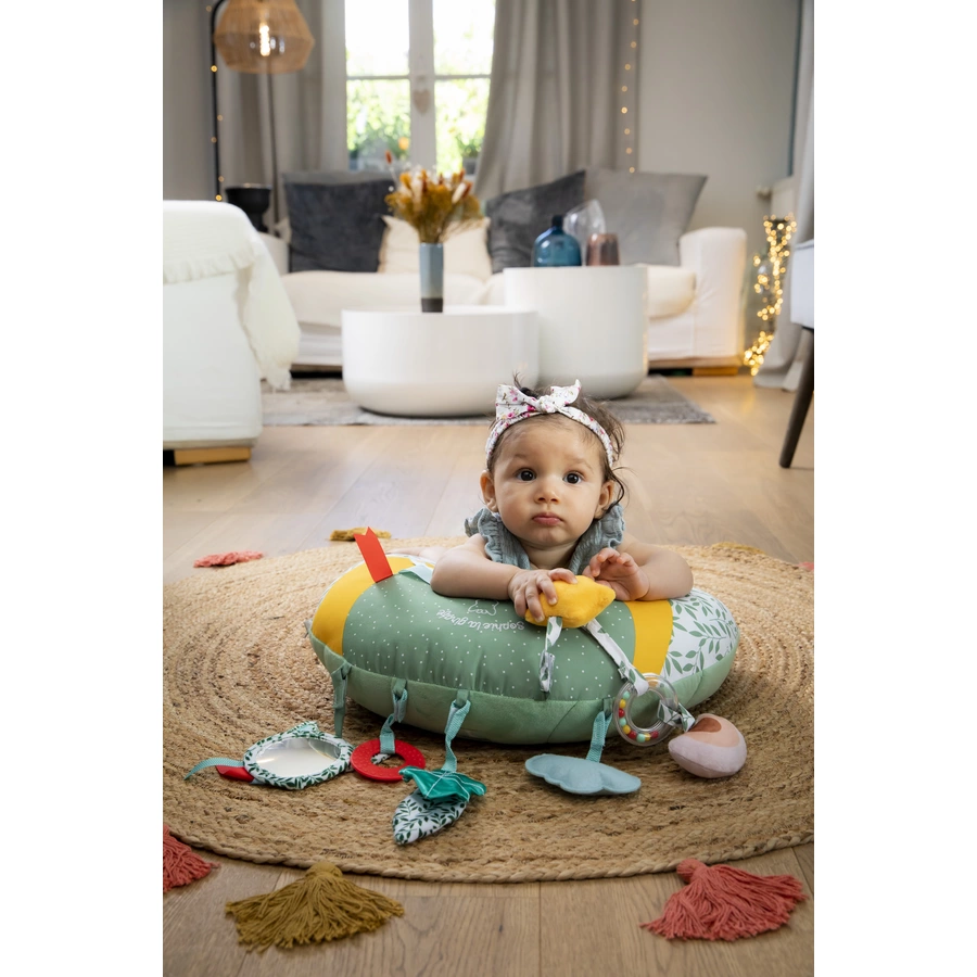 VULLI Sophie la Girafe® Spiel- und Kuschelkissen und Activity-Spielzeug