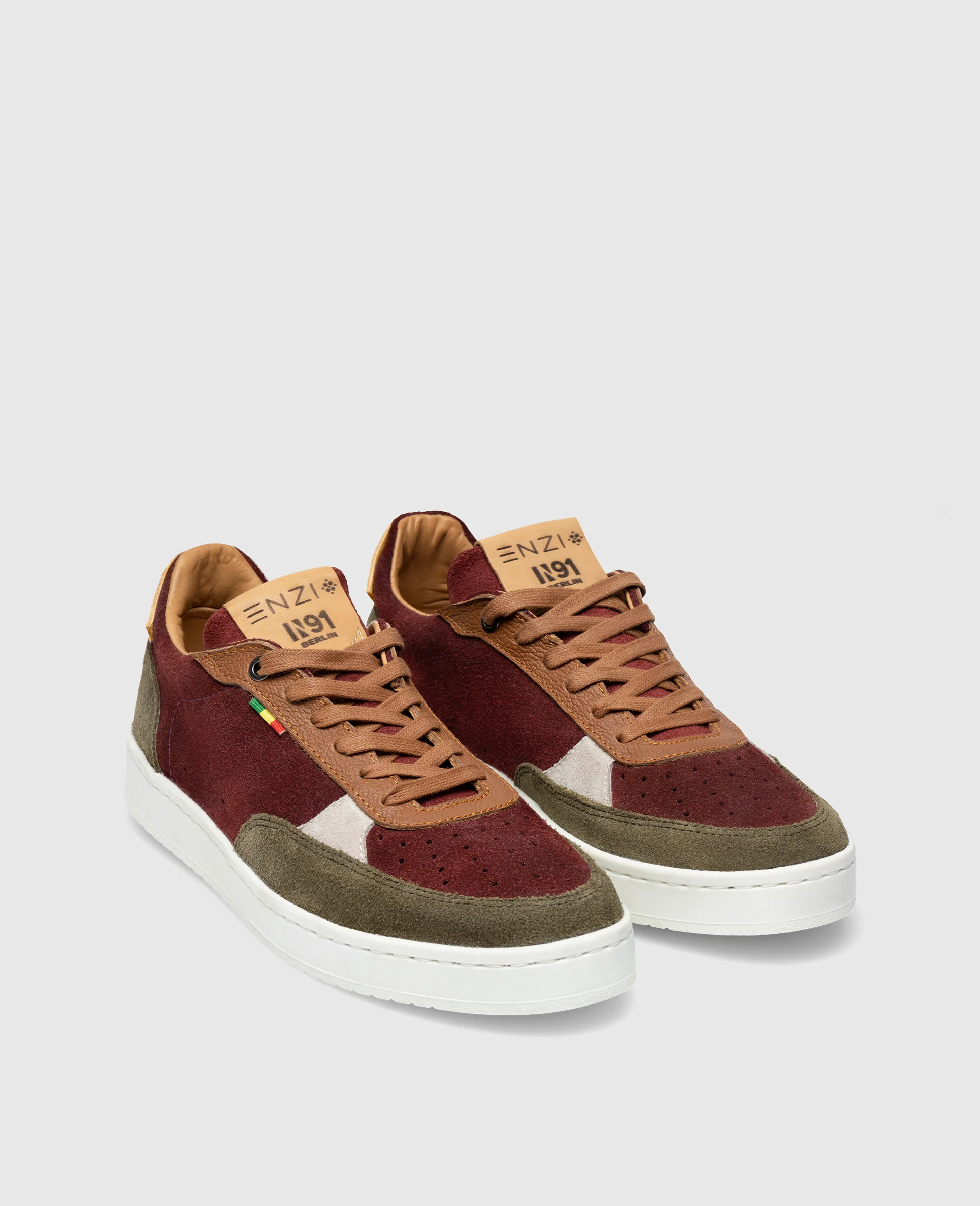 Court M EZ1