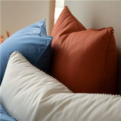Linge de lit percale pompons - BECQUET CRÉATION