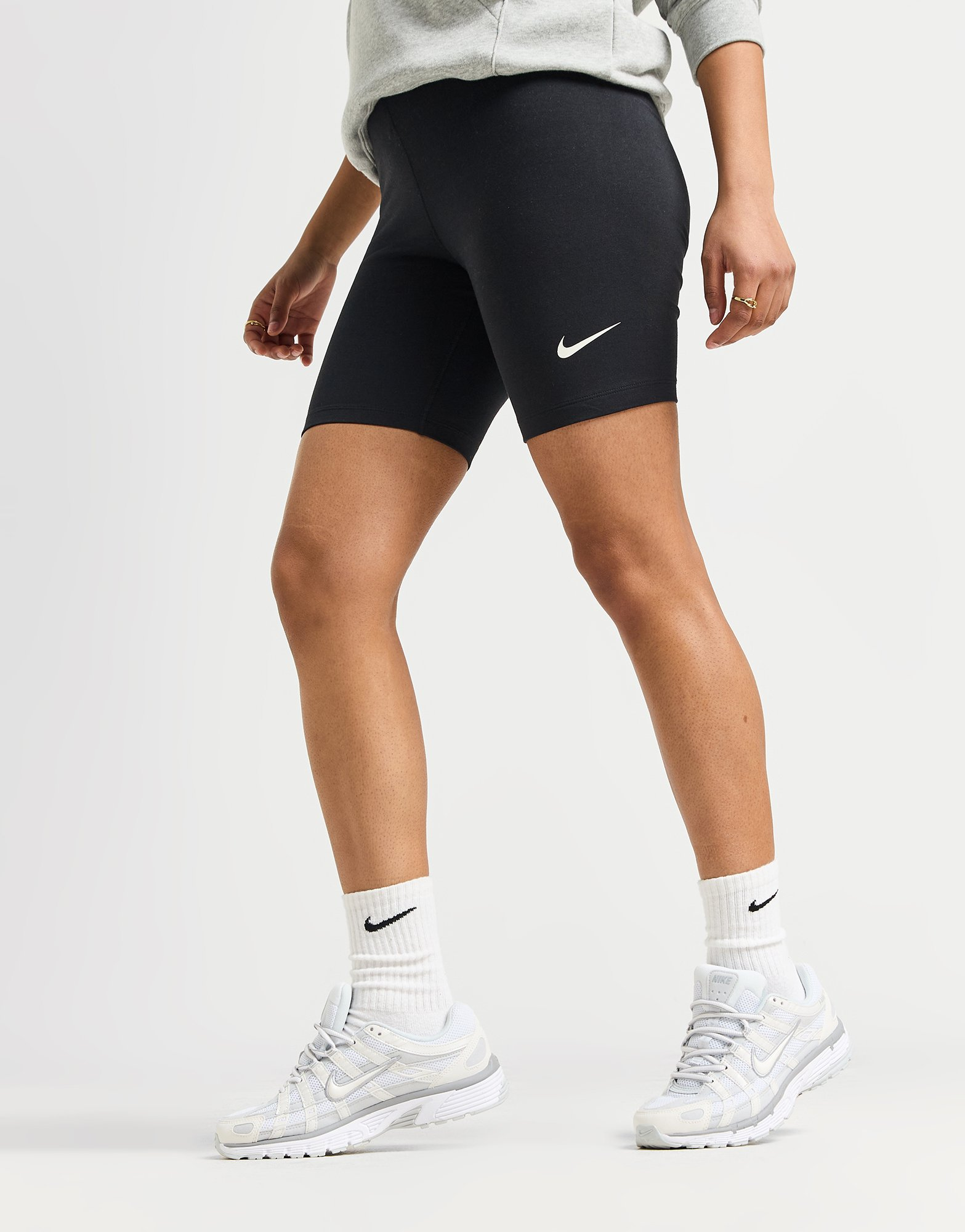 Nike Short Cycliste Core Swoosh Femme