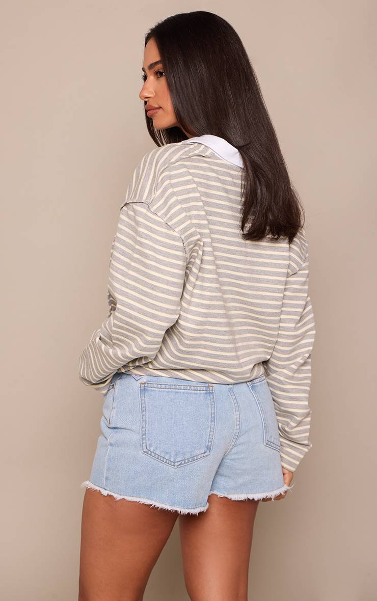Light Blue Wash Short En Jean À Ourlet Effiloché Petite